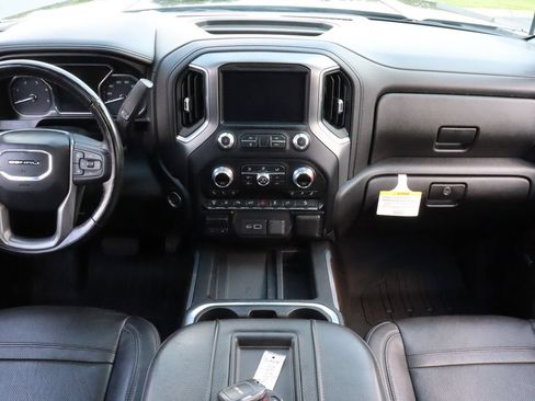 Used 2020 GMC Sierra 2500 Denali w/ Denali Ultimate Package AWD/4WD image 20