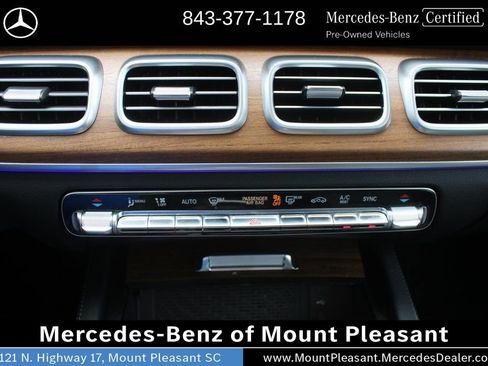 Certified 2024 Mercedes-Benz GLE 350 4MATIC w/ Winter Package image 38