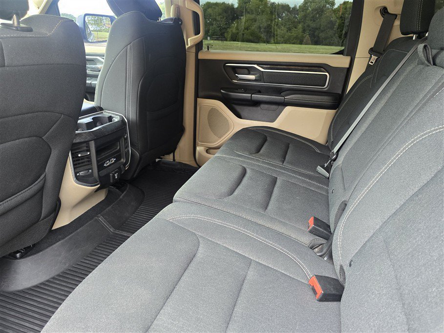 Used 2019 RAM 1500 Big Horn AWD/4WD image 18
