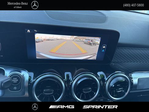 Certified 2025 Mercedes-Benz GLB 250 image 23