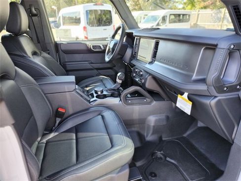 New 2025 Ford Bronco Badlands w/ Sasquatch Package image 12