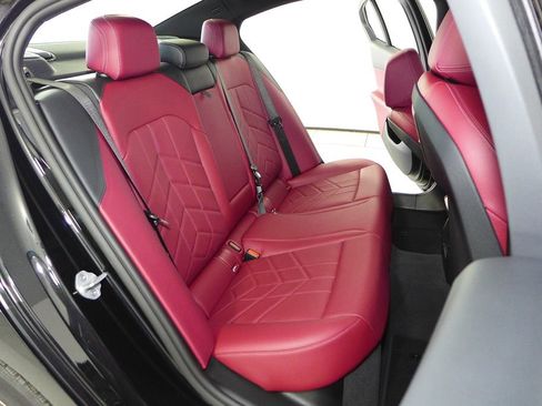 Used 2025 BMW 530i image 21