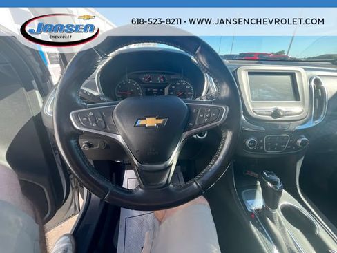 Used 2018 Chevrolet Equinox LT FWD image 12