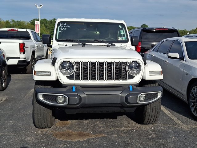 Certified 2024 Jeep Wrangler Unlimited Sahara w/ Safety Group AWD/4WD image 2