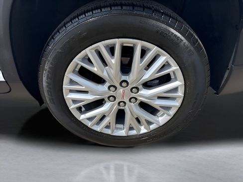 Used 2025 GMC Acadia Elevation w/ Elevation Premium Package FWD image 37