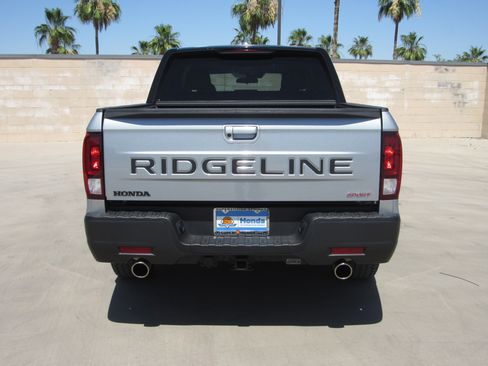 Used 2025 Honda Ridgeline Sport+ image 7