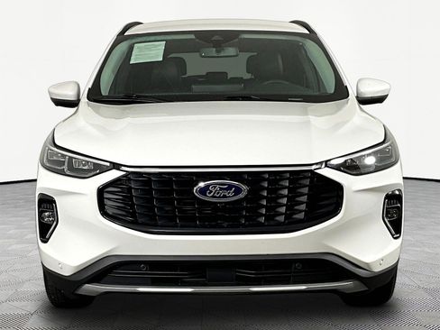 Used 2023 Ford Escape Platinum AWD/4WD image 2