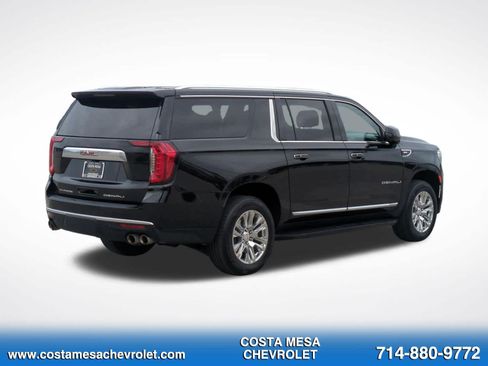 Used 2024 GMC Yukon XL Denali AWD/4WD image 5