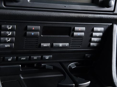 Used 2003 BMW M5 RWD image 21
