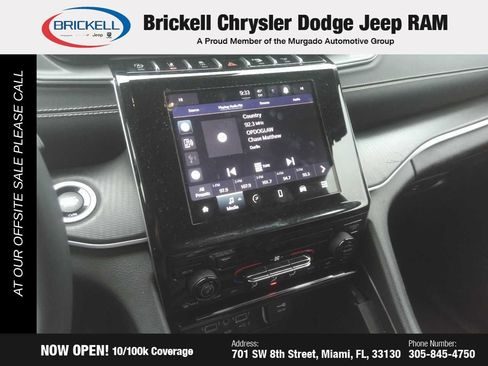 Used 2023 Jeep Grand Cherokee L Laredo RWD image 19