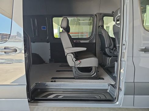 New 2026 Mercedes-Benz Sprinter 2500 image 10