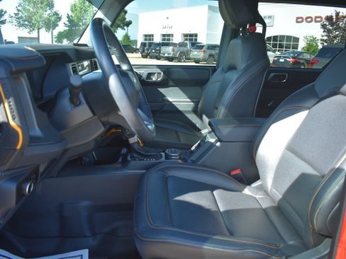 Used 2024 Ford Bronco Badlands AWD/4WD image 12