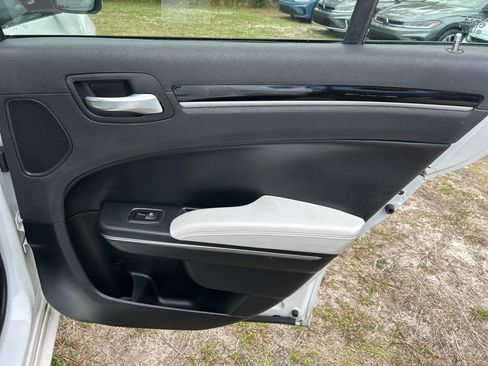 Used 2017 Chrysler 300 S w/ 300S Premium Group image 47