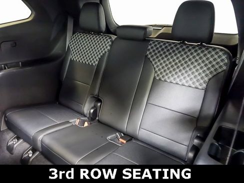 Certified 2024 GMC Acadia Denali w/ Super Cruise Package image 17