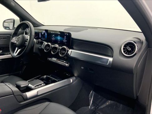 Certified 2022 Mercedes-Benz GLB 250 image 10