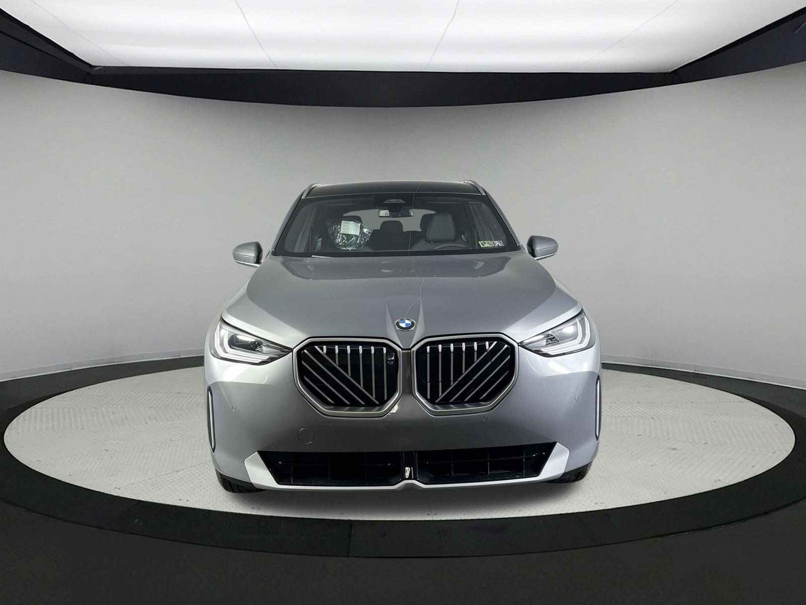 Used 2026 BMW X3 xDrive30i w/ Premium Package AWD/4WD image 3