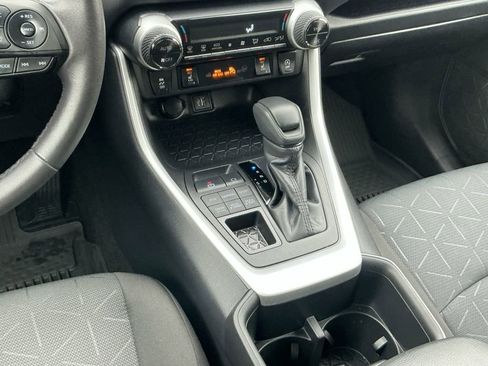 Certified 2025 Toyota RAV4 XLE image 20