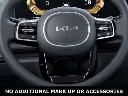 New 2026 Kia Carnival EX image 22