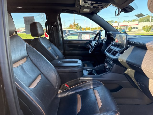 Used 2022 GMC Yukon AT4 AWD/4WD image 16