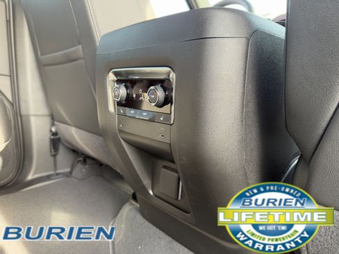 New 2026 Chevrolet Suburban Premier image 27