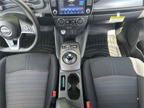 Used 2025 Nissan Leaf S FWD image 21
