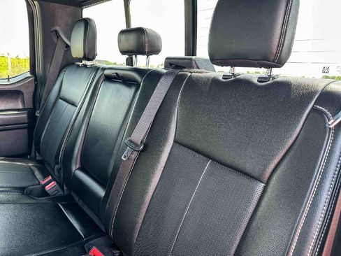 Used 2020 Ford F150 Lariat RWD image 19