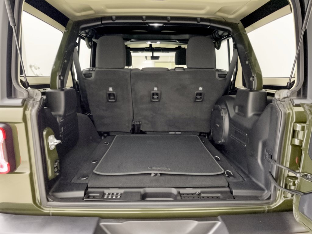 Used 2021 Jeep Wrangler Unlimited Sport AWD/4WD image 28