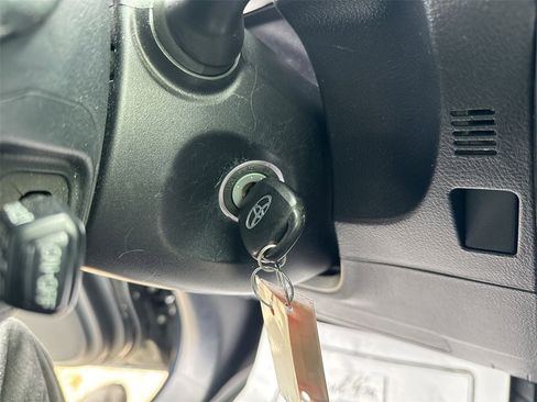 Used 2020 Toyota 4Runner TRD Off-Road image 22