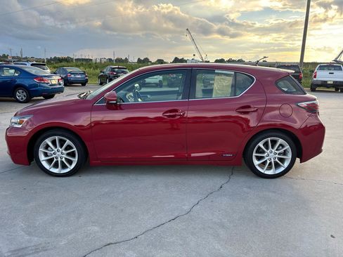 Used 2013 Lexus CT 200h w/ Premium Pkg w/Backup Camera FWD image 7