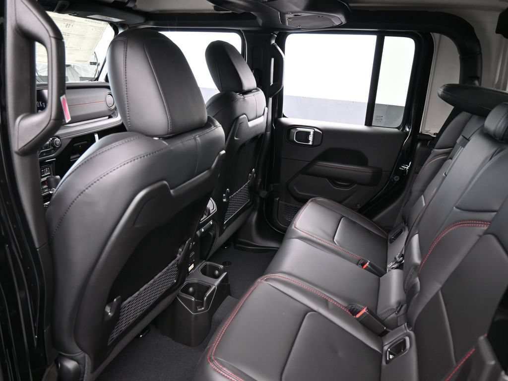 New 2026 Jeep Gladiator Rubicon w/ Steel Power Dome Hood Package AWD/4WD image 28