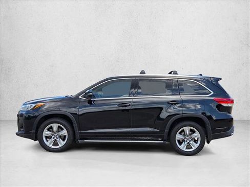 Used 2017 Toyota Highlander Limited FWD image 8