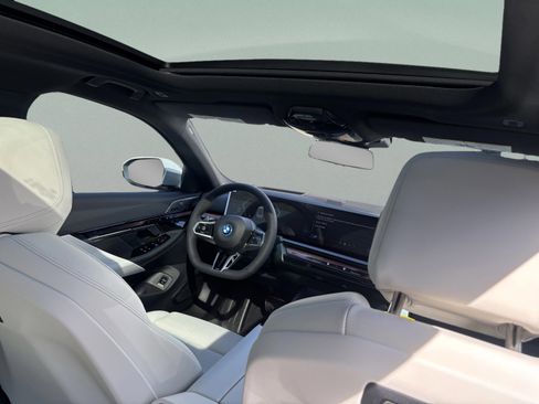 New 2026 BMW 550e xDrive w/ Executive Package AWD/4WD image 31