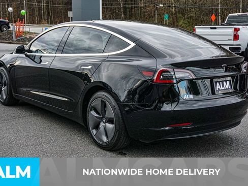 Used 2019 Tesla Model 3 Standard Range Plus image 5