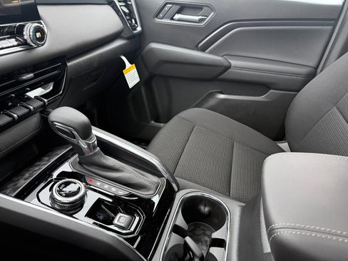 New 2026 GMC Canyon Elevation w/ LPO, Sports Bar Package image 31