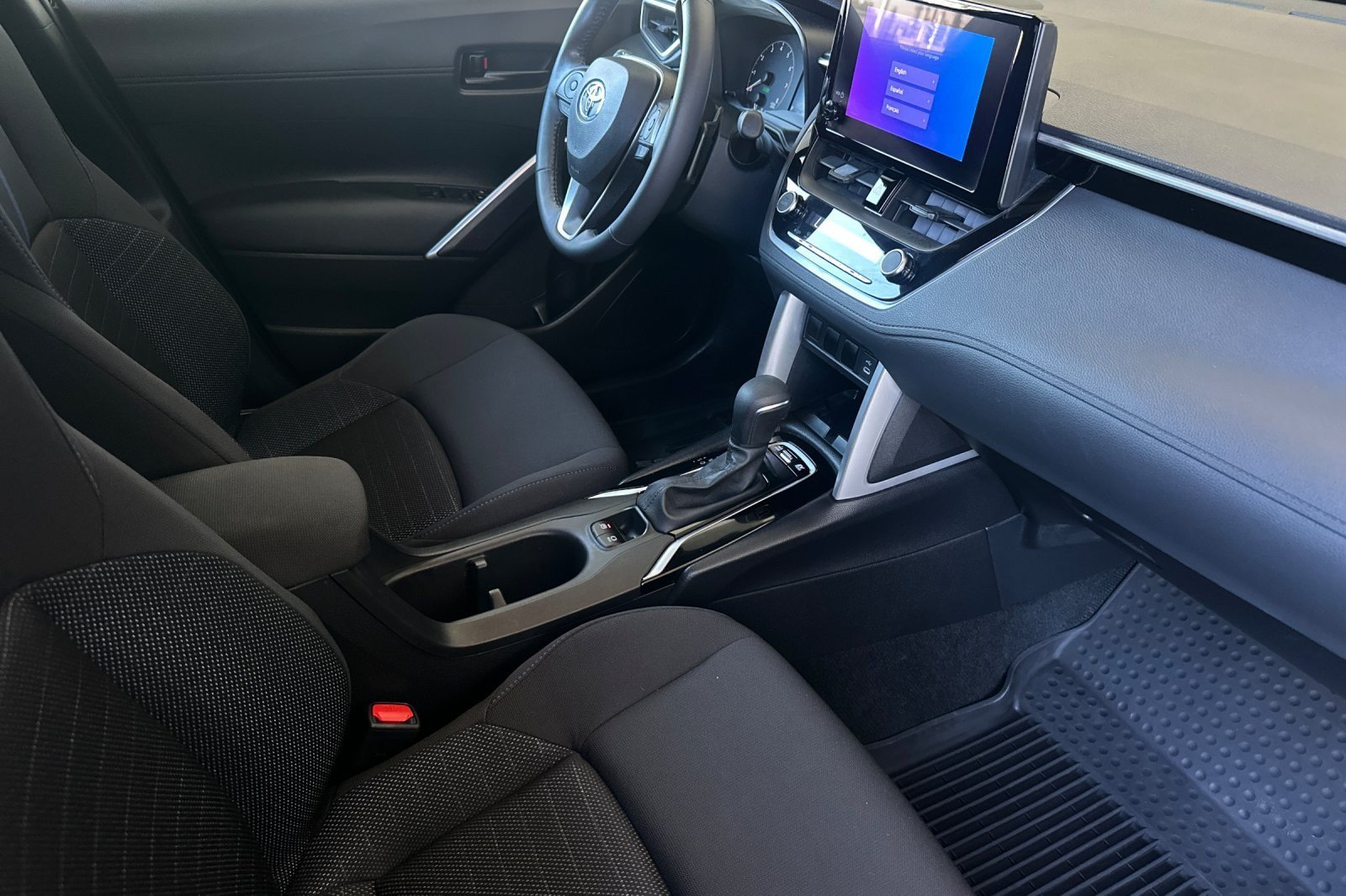 Certified 2024 Toyota Corolla Cross AWD Hybrid image 15