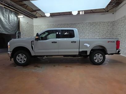 New 2026 Ford F250 XLT w/ FX4 Off-Road Package