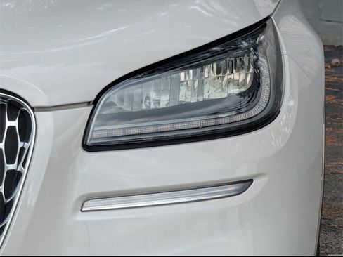 Used 2022 Lincoln Corsair Reserve w/ Elements Package image 29