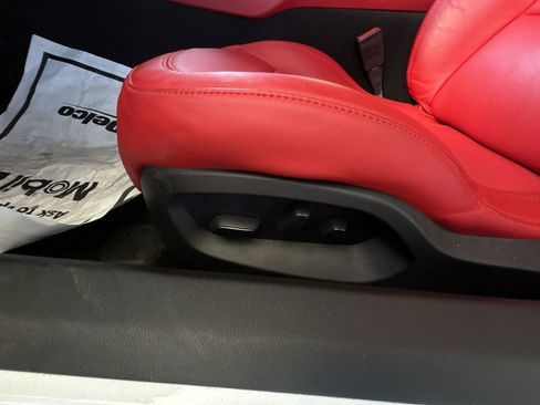 Used 2015 Chevrolet Corvette Z06 w/ 3LZ Preferred Equipment Group image 18