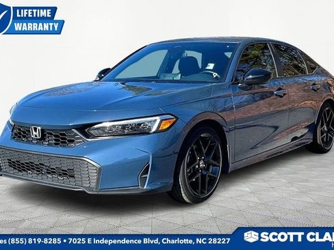 Used 2025 Honda Civic Sport image 3