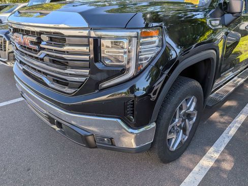 Used 2023 GMC Sierra 1500 SLT RWD image 7