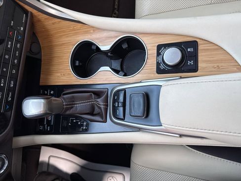 Used 2018 Lexus RX 350L AWD image 22