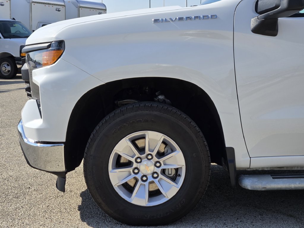 Used 2025 Chevrolet Silverado 1500 W/T RWD image 8