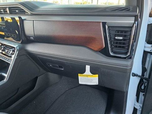 New 2026 GMC Sierra 1500 Denali AWD/4WD image 25