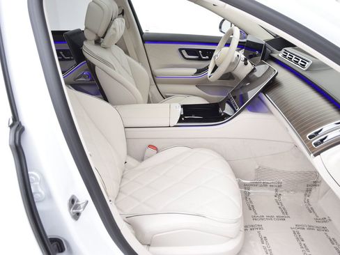 New 2026 Mercedes-Benz Maybach S 580 4MATIC image 17