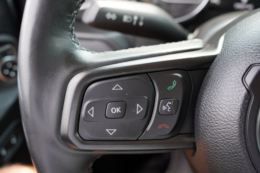 Used 2022 Jeep Gladiator Sport AWD/4WD image 30
