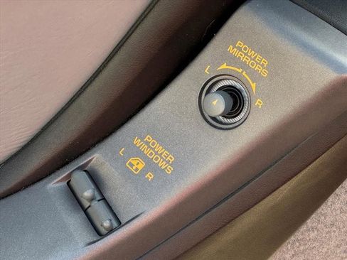 Used 1990 Chevrolet Corvette ZR-1 RWD image 18