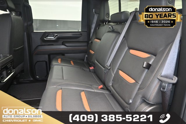 Used 2024 GMC Sierra 2500 AT4 w/ AT4 Premium Plus Package AWD/4WD image 11