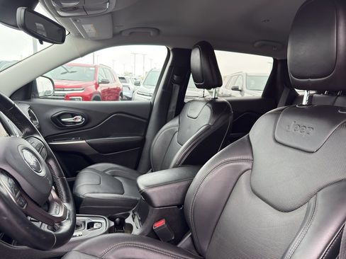 Used 2021 Jeep Cherokee Latitude Lux w/ Trailer Tow Group image 26