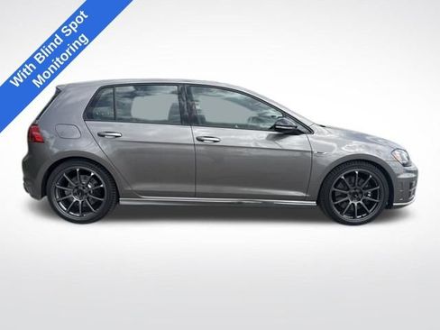 Used 2017 Volkswagen Golf R 4-Door image 2
