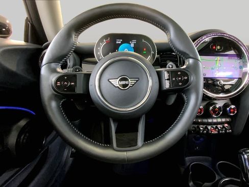 Used 2024 MINI Cooper S FWD image 5